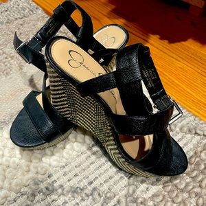 Jessica Simpson wedges size 7